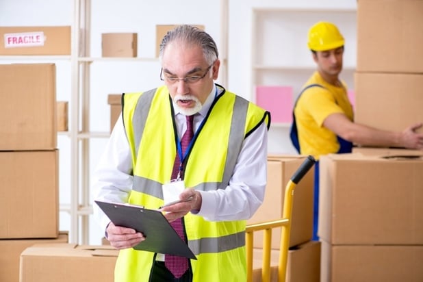 誤出荷はなぜ起こる？その原因と見直すべきポイントを解説